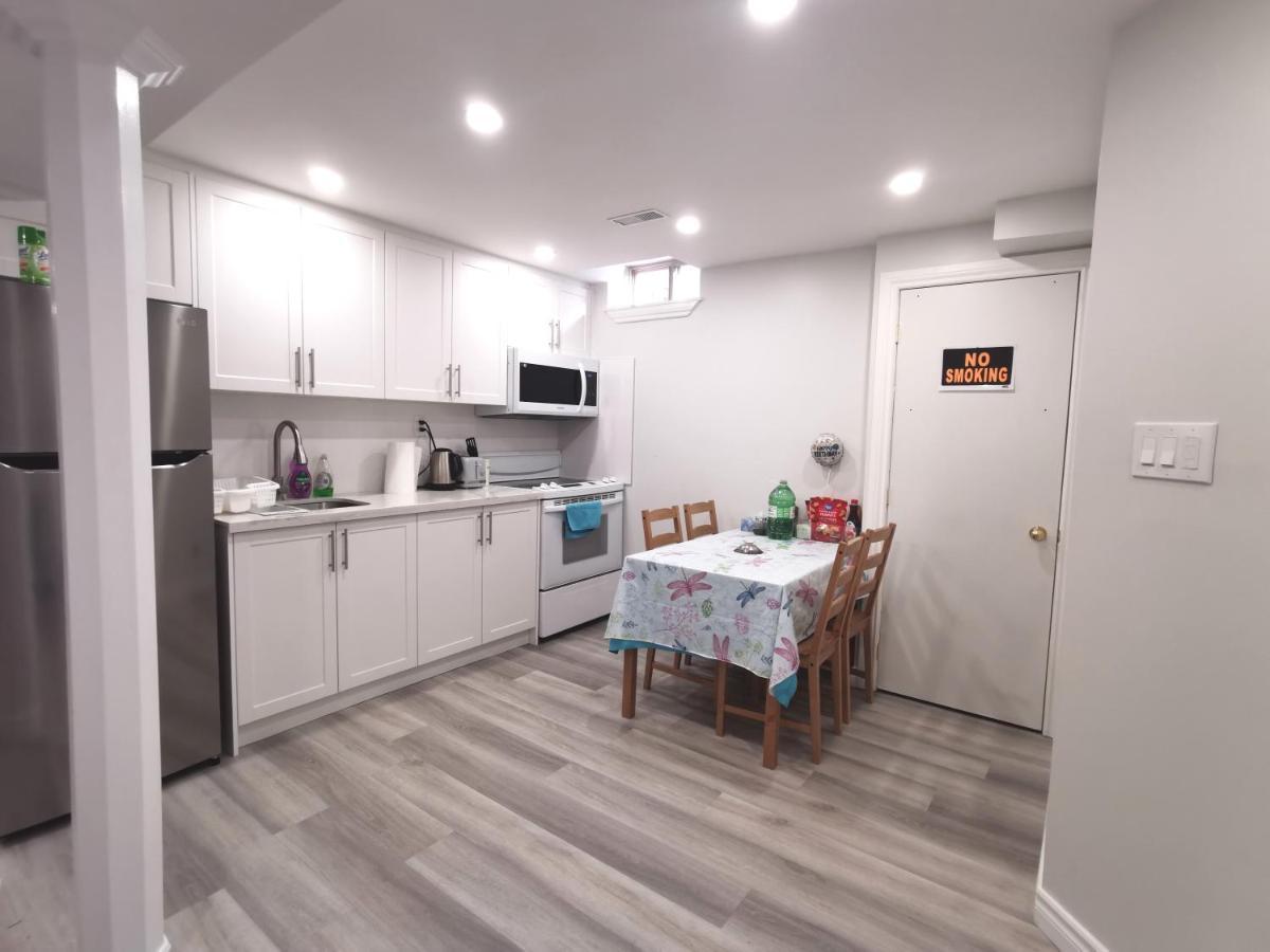 Perfect Location Comfort Private House Lower Level 2 Bedroom Unit Mississauga Buitenkant foto