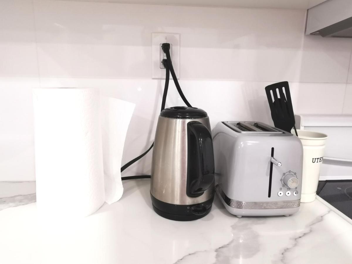 Perfect Location Comfort Private House Lower Level 2 Bedroom Unit Mississauga Buitenkant foto