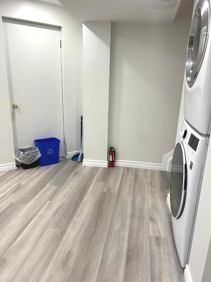 Perfect Location Comfort Private House Lower Level 2 Bedroom Unit Mississauga Buitenkant foto
